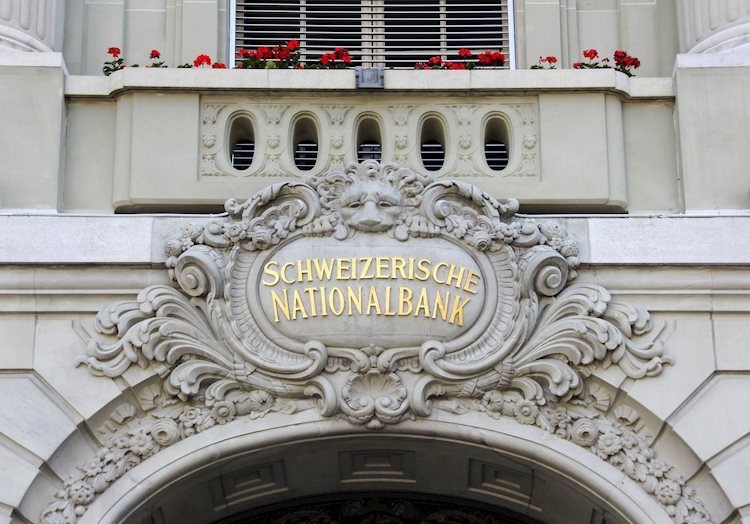 瑞士央行必须提供有关汇率政策的信息，以获得市场信心 - 德国商业银行